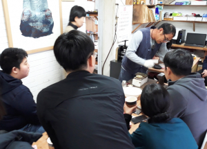 `내 손에서 탄생한 은반지` 금속공예체험