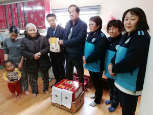 자유총연맹 동천분회, 이웃과 따뜻한 겨울나기 조청과 고추장 전해