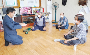 배경발 신임 선도동장, 경로당 방문 어르신들과 소통 시간 가져