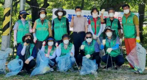 강동면 새마을협의회, 유네스코 세계문화유산 옥산서원 일대 환경정화 활동