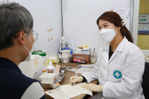 경주 확진자 중 93.5% 백신 미접종자