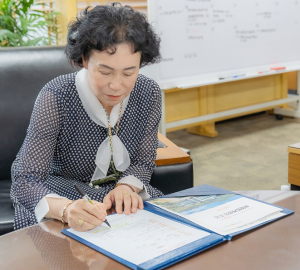 이상숙 고려수지침 지회장, 동국대 2000만원 기부