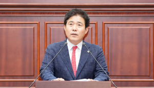 황금대교 서편 보행자 안전 위해 정비 시급 ‘지적’