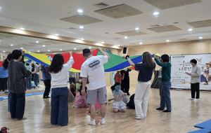  경주시립극단, 연습실 문턱 낮춰 아이들 ‘놀이터’ 되다