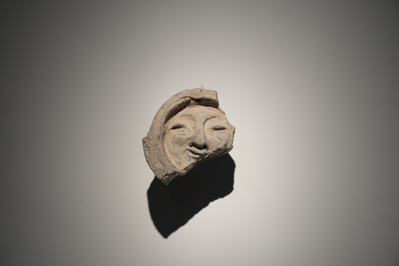 경주보물순례[13] 경주 얼굴무늬 수막새